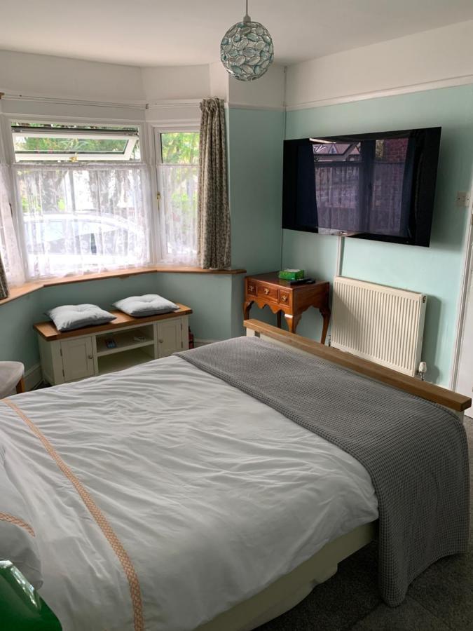 Hotel Debbie'S Digs Ashford  Esterno foto