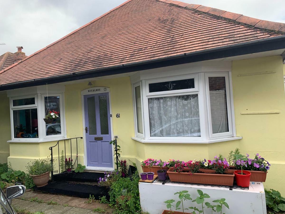 Hotel Debbie'S Digs Ashford  Esterno foto